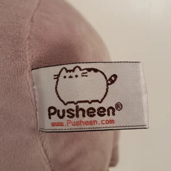 Pusheen Cat Plushie - Picture 4 of 5